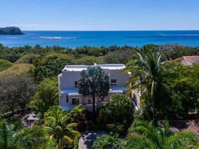 Casa Blanca #2 — Photo 3