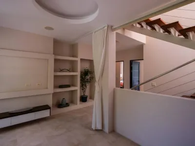 Casa Blanca #2 — Photo 23