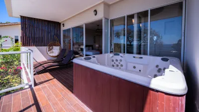 Casa Blanca — Twin Villas — Photo 3