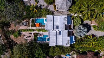 Casa Blanca — Twin Villas — Photo 6