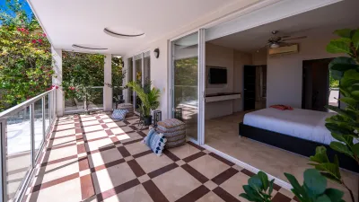 Casa Blanca — Twin Villas — Photo 14