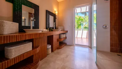 Casa Blanca — Twin Villas — Photo 17
