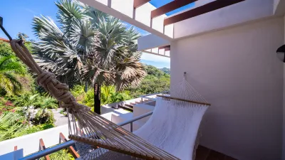 Casa Blanca — Twin Villas — Photo 25