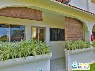 One bedroom, a short walk from Playa Sámara — Condo Serena, Sámara
