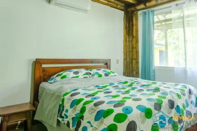 Lovely Condo, 5 Minute Walk from the Beach — Photo 5