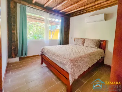 Lovely Condo, 5 Minute Walk from the Beach — Photo 19