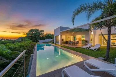 3-bedroom villa with a private pool in Sámara — Villa Agave, Sámara